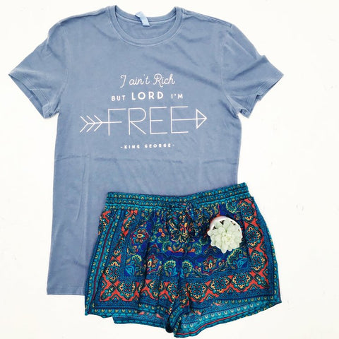 Lord I'm Free Tee - Style & Grace Co